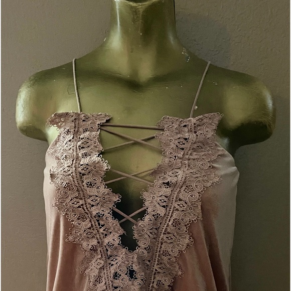 DO+BE Chic Champagne Velvet LACE-UP Cami TOP Medium - Picture 7 of 13